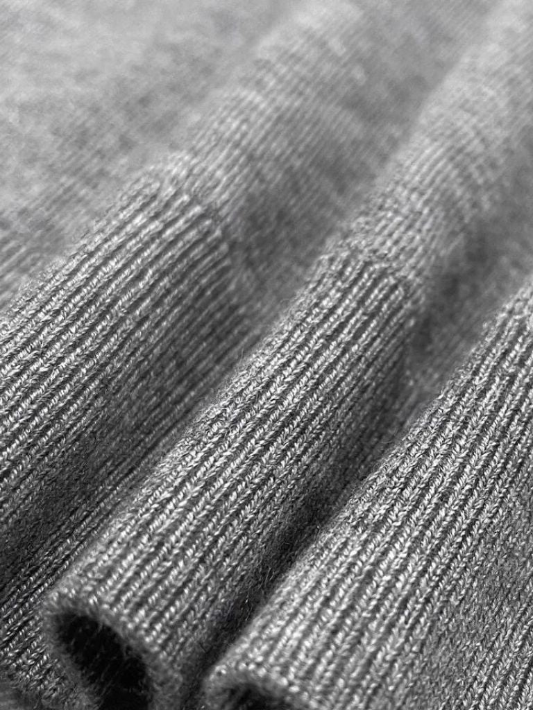 100% Cashmere V Neck Knit Vest - North & Row
