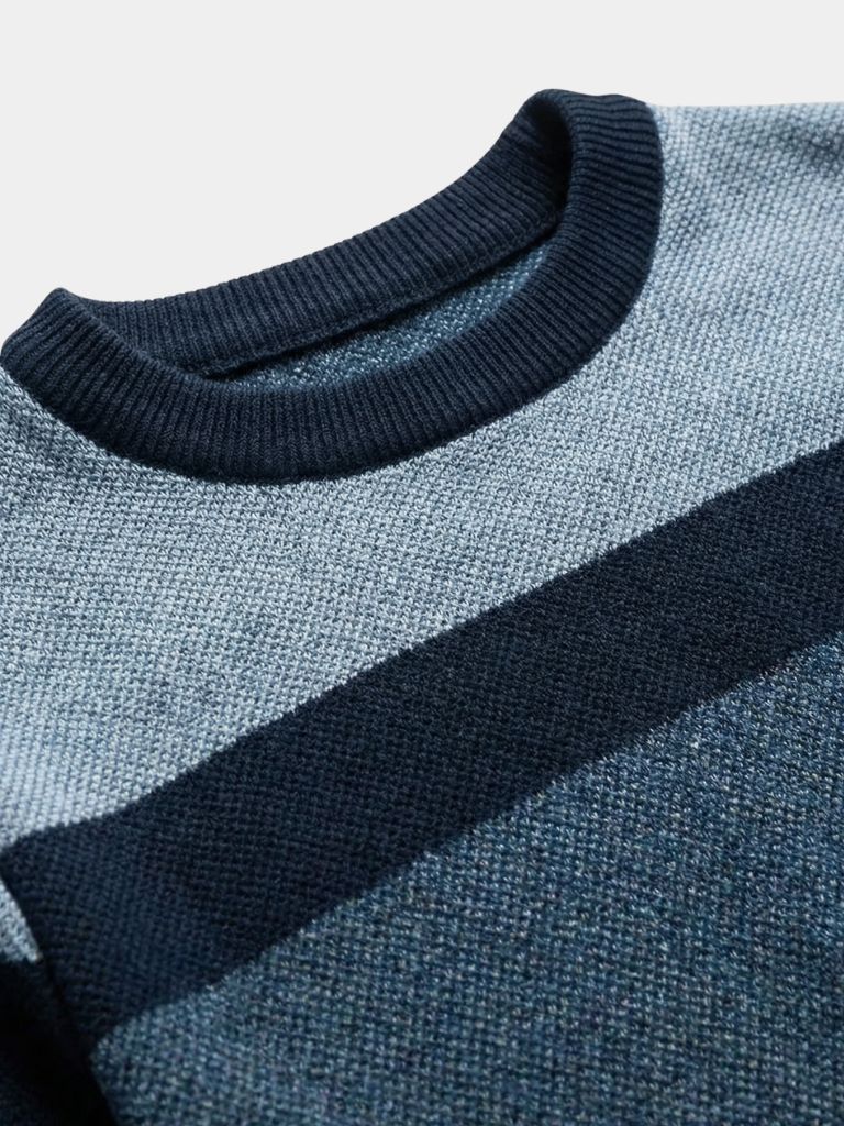 Linear Fusion Pullover - North & Row