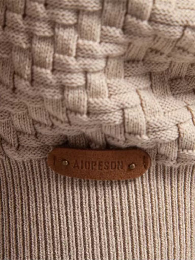 V Neck Knitwear Cardigan - North & Row