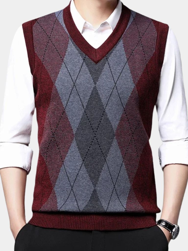 Academic Essential Knit Vest - North & Row