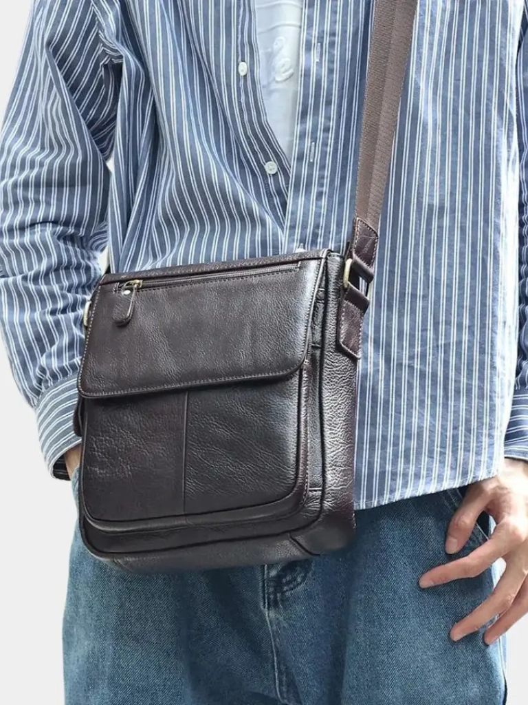 Casual Messenger Shoulder Bag - North & Row