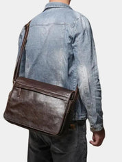 Classic Messenger Leather Bag - North & Row