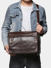 Classic Messenger Leather Bag - North & Row