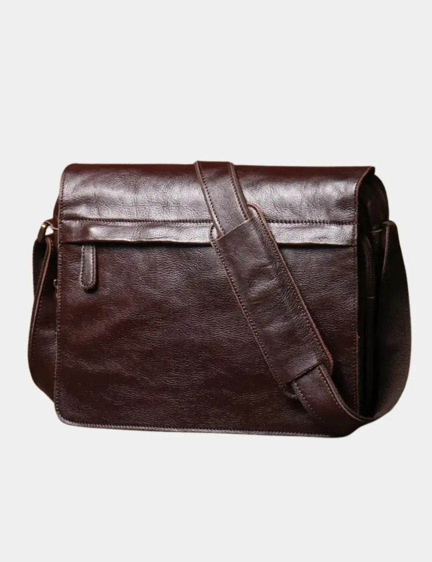 classic-messenger-leather-bag-cross-crown-945628.jpg