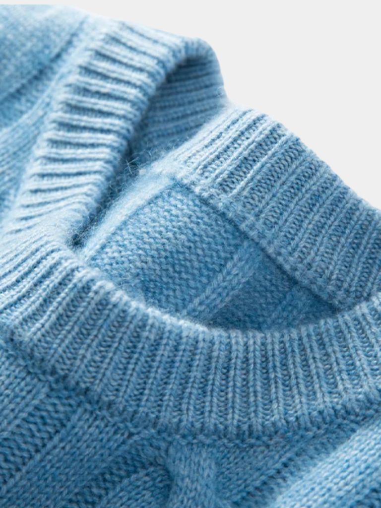 Essential Cashmere Sweater - North & Row