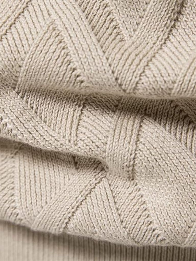 Minimalist Knit Pullover - North & Row