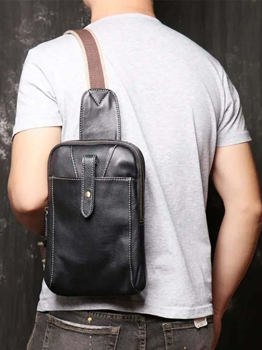 Minimalist Leather Shoulder Bag - North & Row