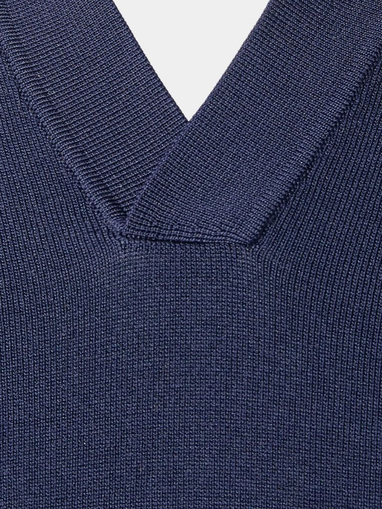Navy Class Polo – North & Row