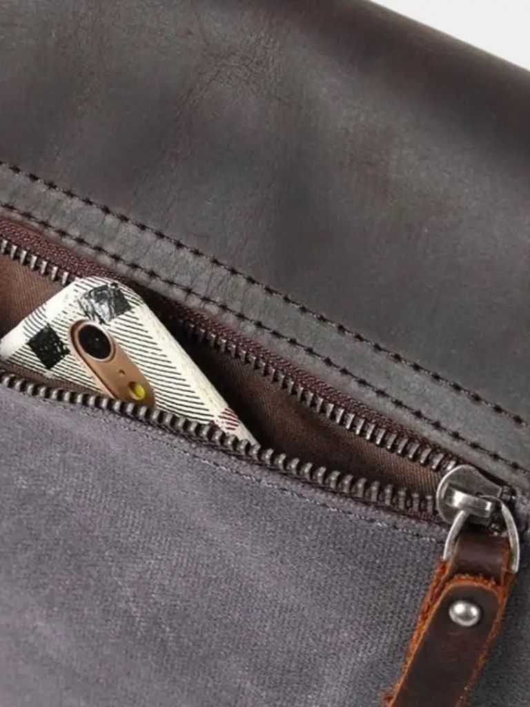 Windsor Messenger Shoulder Bag - North & Row